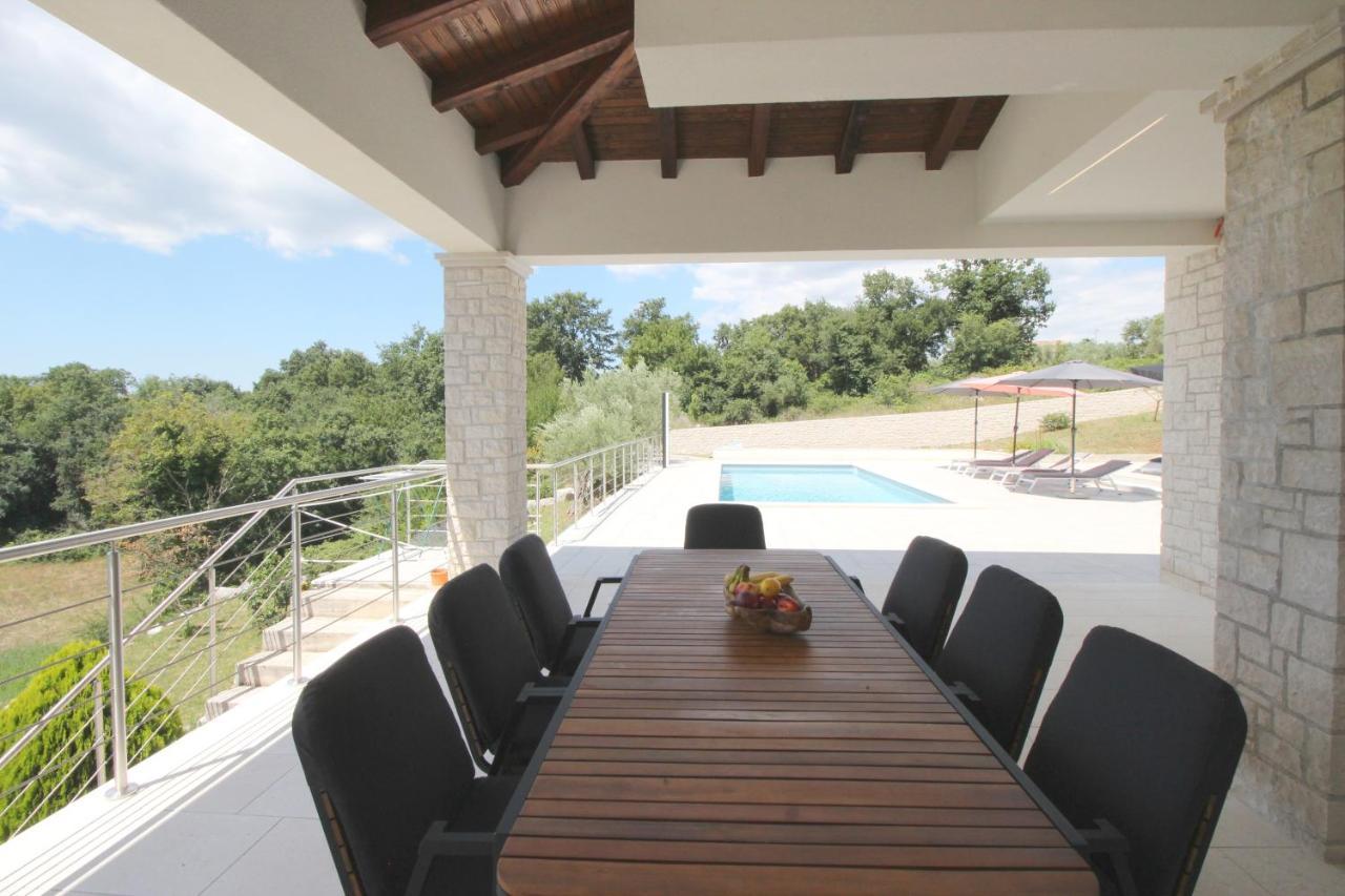 Villa Minu Radetici Luaran gambar